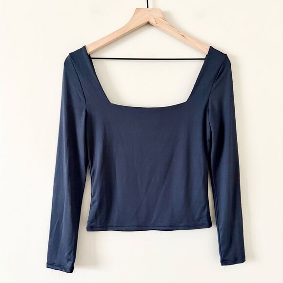 NWT The Workshop Long Sleeve Crop Top Silky Feel in Navy Size L - Picture 5 of 5